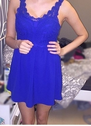 Koraal blauwe jurk