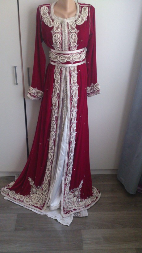 Rode marokkaanse jurk