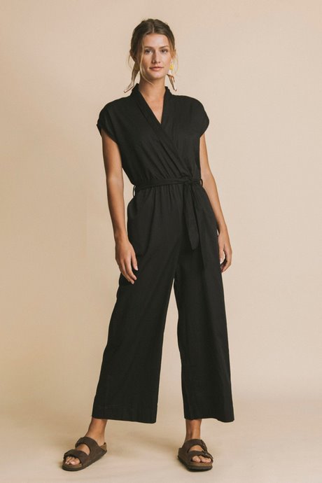 Zwarte nette jumpsuit