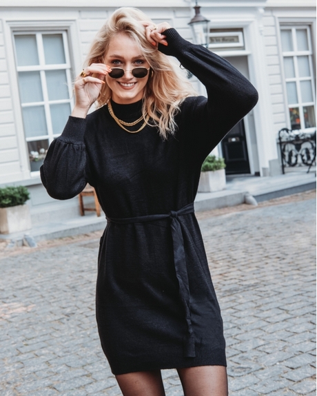 Zwarte sweater dress