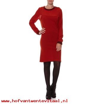 Rode trui jurk