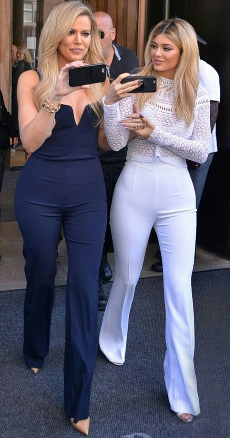 Khloe kardashian outfits 2023