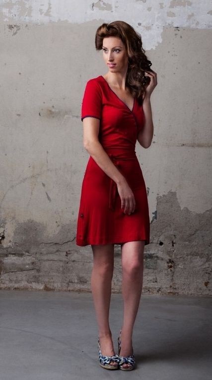 Rode jurk korte mouw