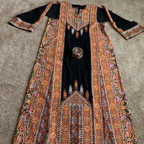 Only henna dress