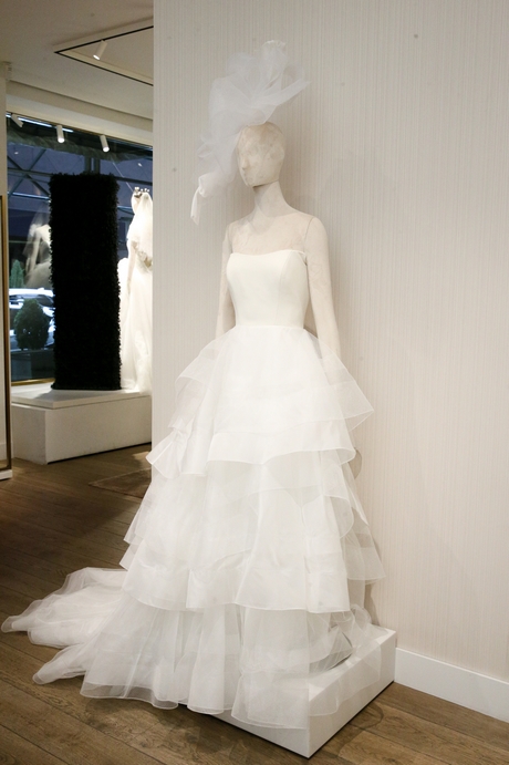 Wit door vera wang 2023