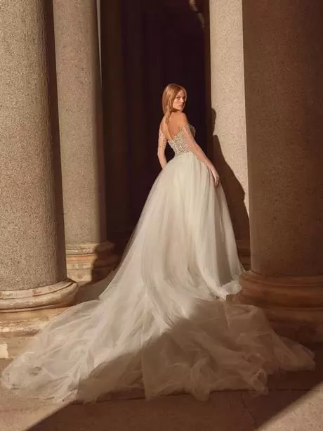 Beautiful bridal dresses 2024