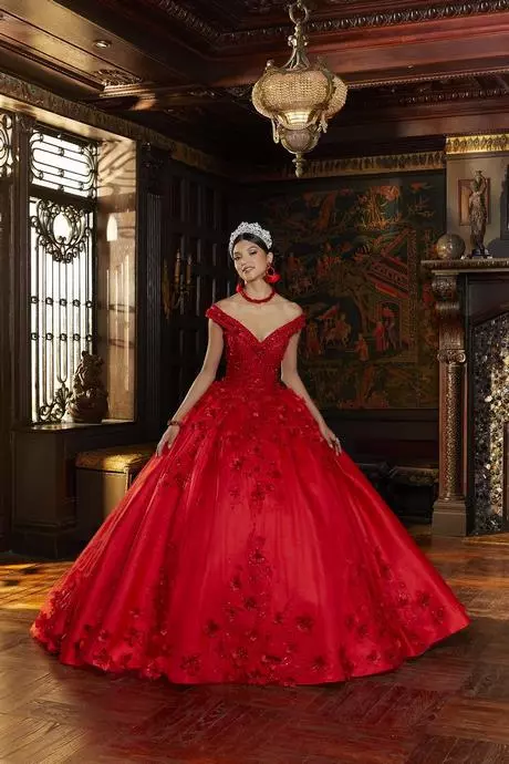 Rood 15 jurken 2024